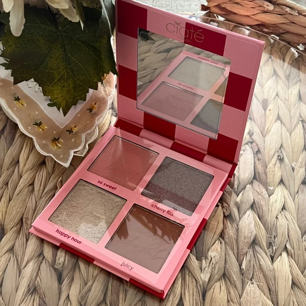 Ciate London Cherry Bomb Blush and Highlighter Palette‎ Light Medium 16g New